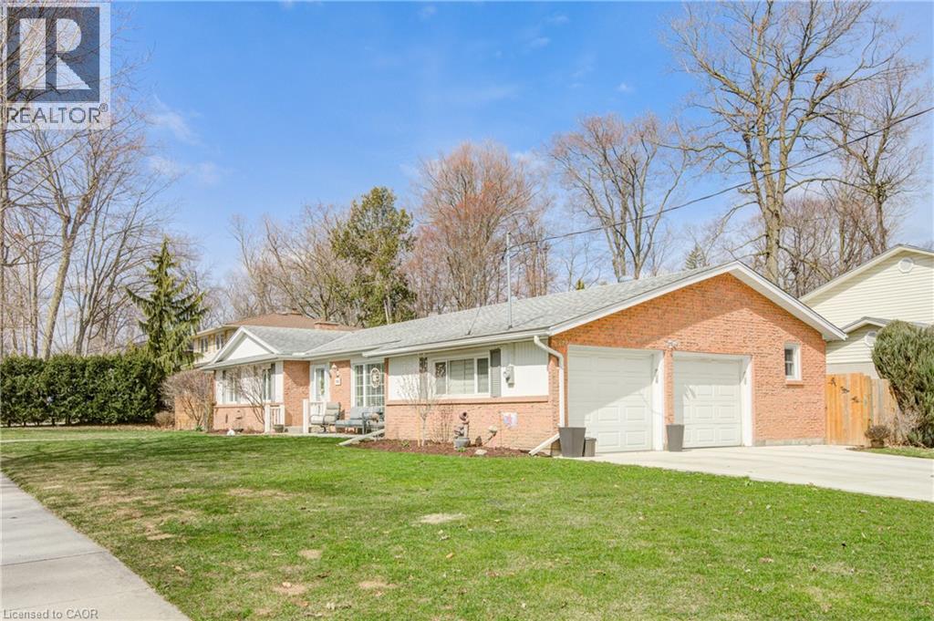 186 Shuh Avenue, Kitchener, Ontario  N2A 1H6 - Photo 2 - 40825252