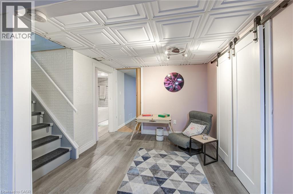 186 Shuh Avenue, Kitchener, Ontario  N2A 1H6 - Photo 33 - 40825252