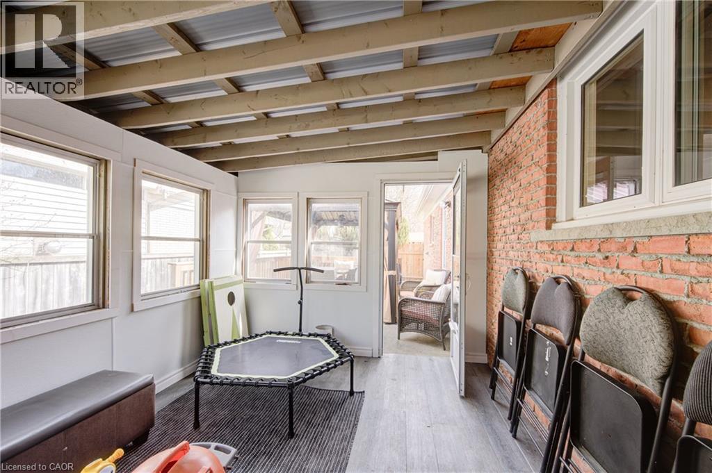 186 Shuh Avenue, Kitchener, Ontario  N2A 1H6 - Photo 38 - 40825252