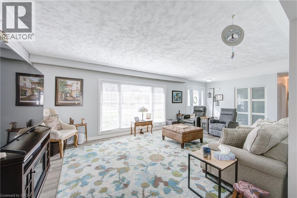 186 Shuh Avenue, Kitchener, Ontario  N2A 1H6 - Photo 7 - 40825252