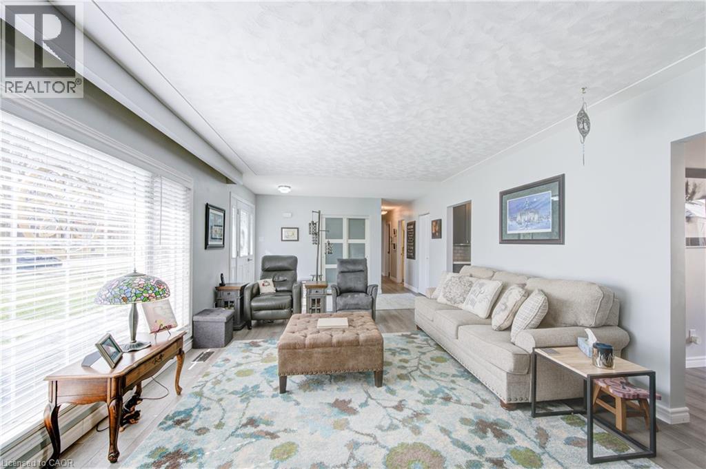 186 Shuh Avenue, Kitchener, Ontario  N2A 1H6 - Photo 8 - 40825252