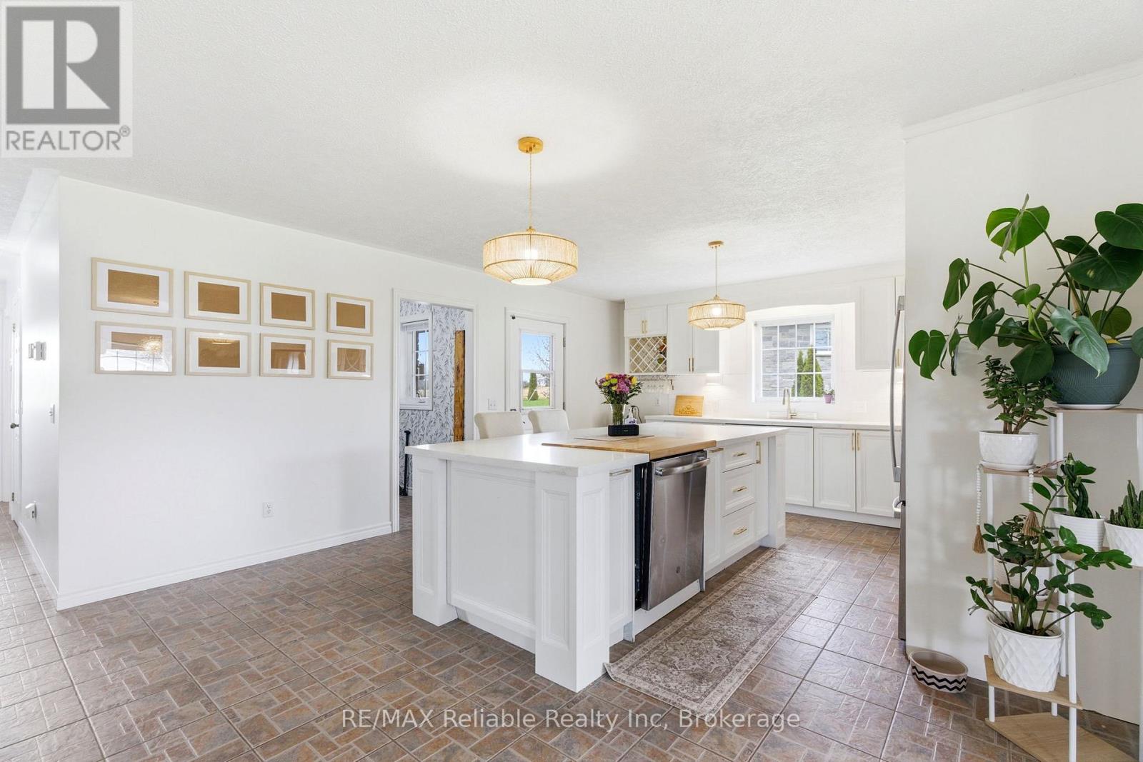 69 Queen Street, Morris Turnberry, Ontario  N0G 1G0 - Photo 13 - X13060378