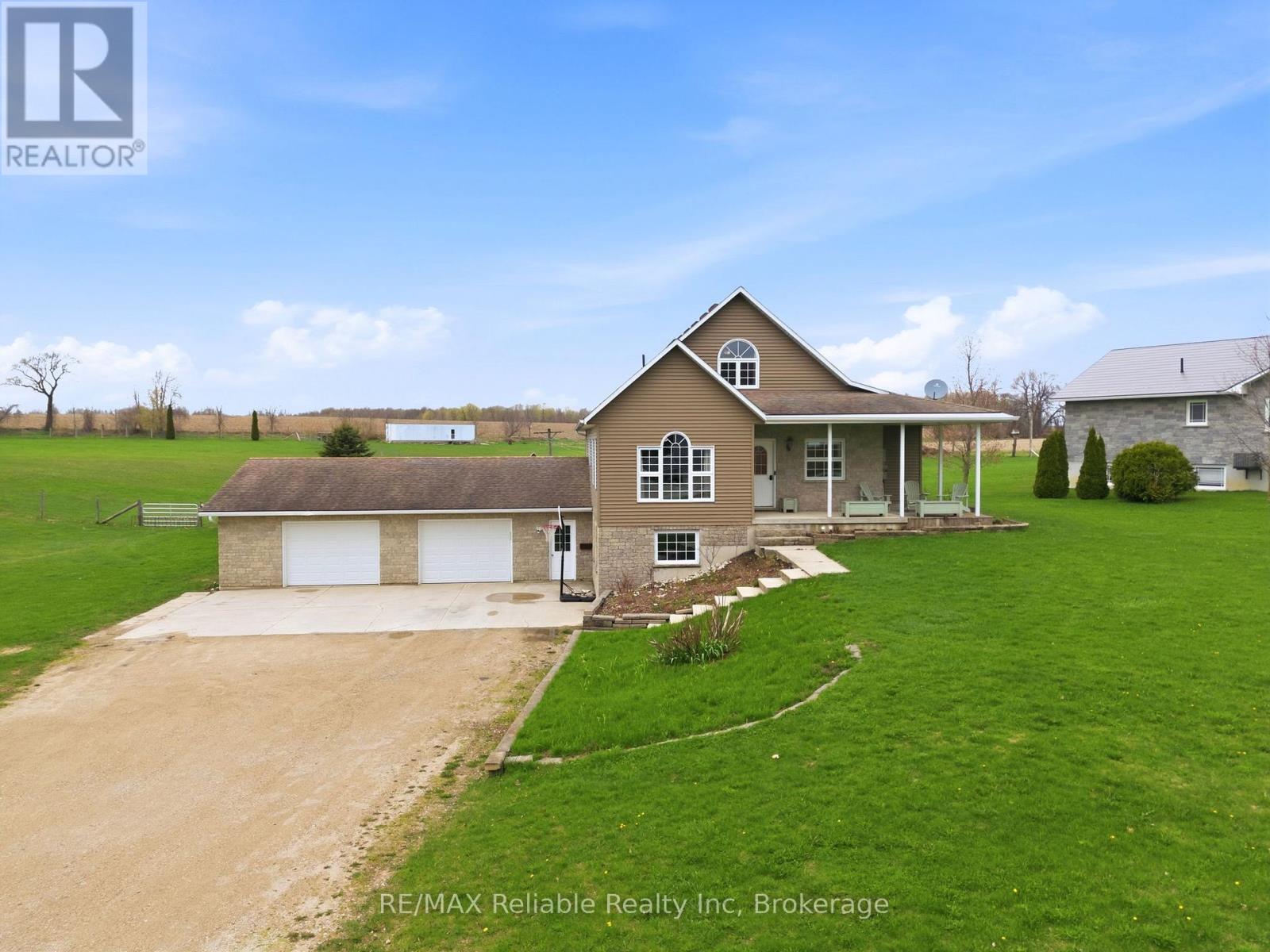 69 Queen Street, Morris Turnberry, Ontario  N0G 1G0 - Photo 4 - X13060378