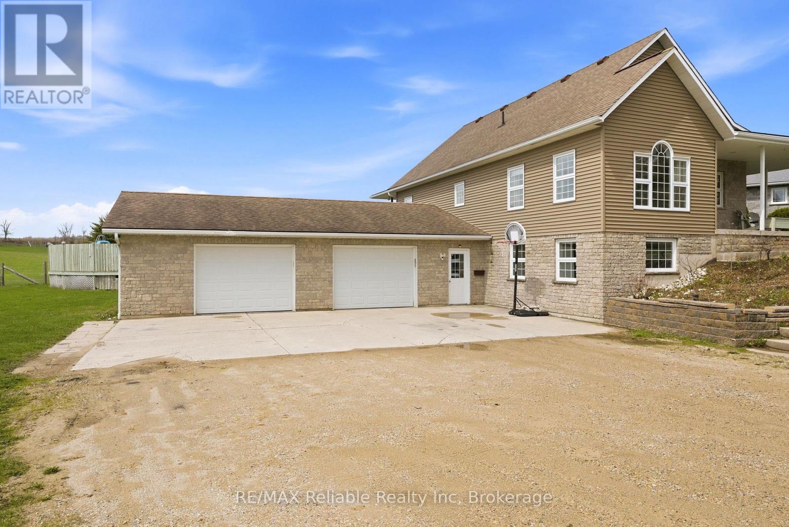 69 Queen Street, Morris Turnberry, Ontario  N0G 1G0 - Photo 7 - X13060378