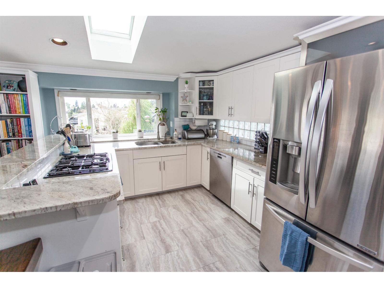 867 Stayte Road, White Rock, British Columbia  V4B 4Y6 - Photo 11 - R3116585