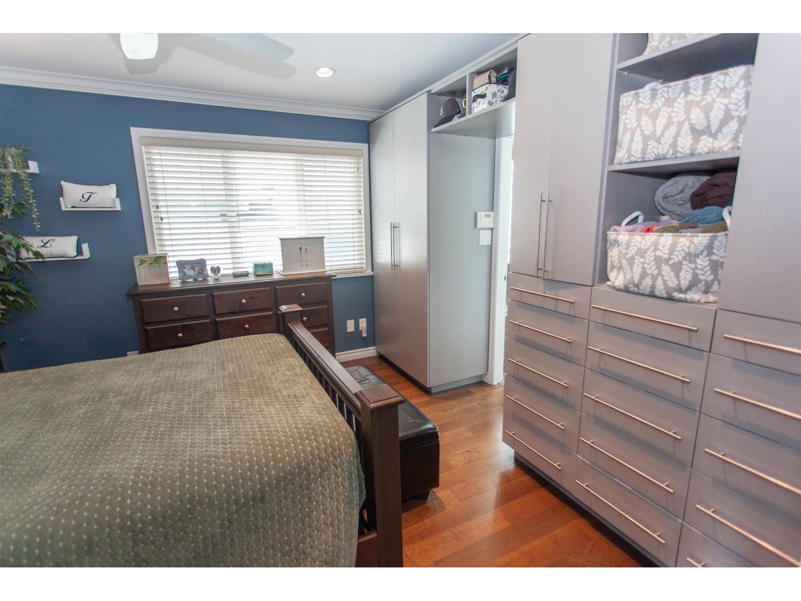 867 Stayte Road, White Rock, British Columbia  V4B 4Y6 - Photo 15 - R3116585