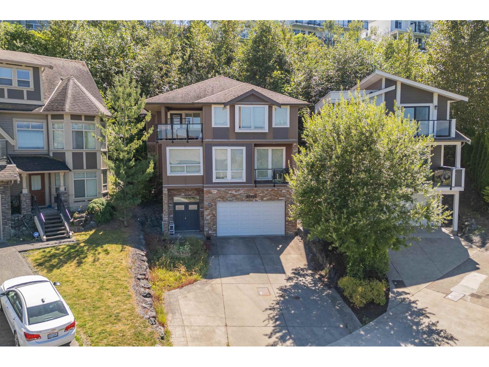47202 Skyline Drive, Promontory, Chilliwack, British Columbia  V2R 0R4 - Photo 2 - R3097556