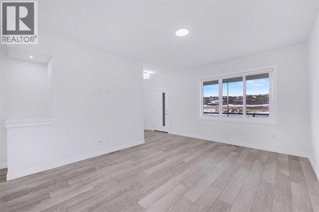 526 Wolf Willow Boulevard SE, Calgary, Alberta  T2X 5P7 - Photo 10 - A2278771
