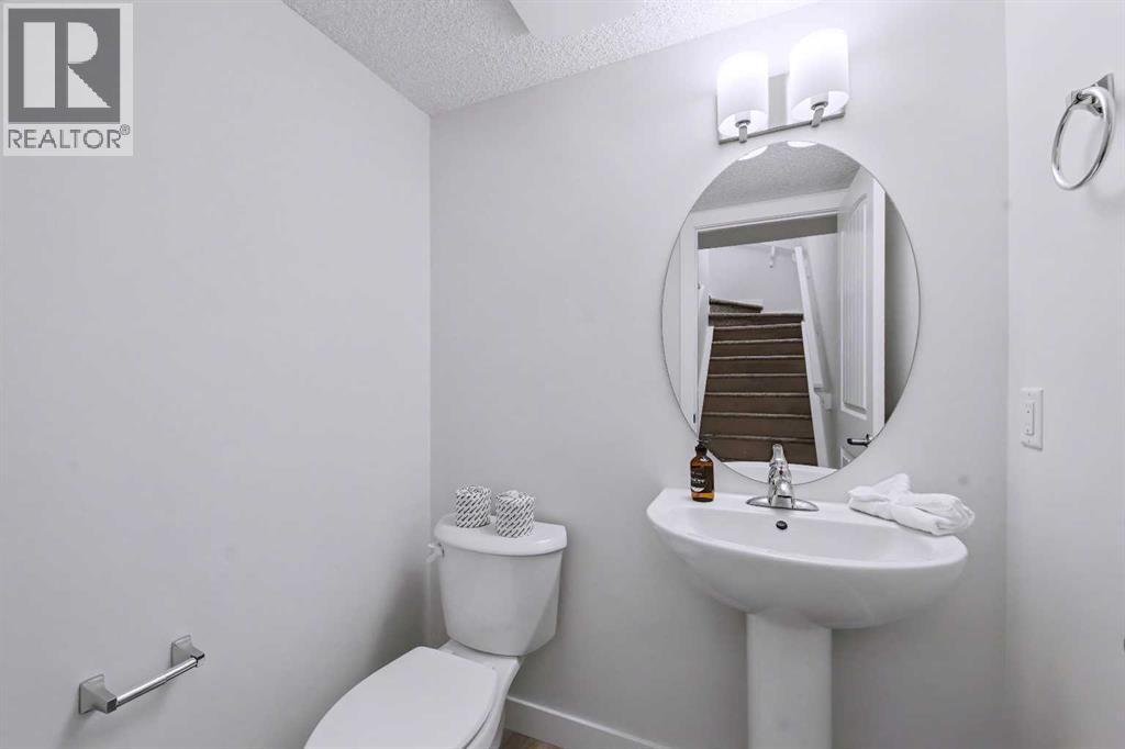 526 Wolf Willow Boulevard SE, Calgary, Alberta  T2X 5P7 - Photo 19 - A2278771