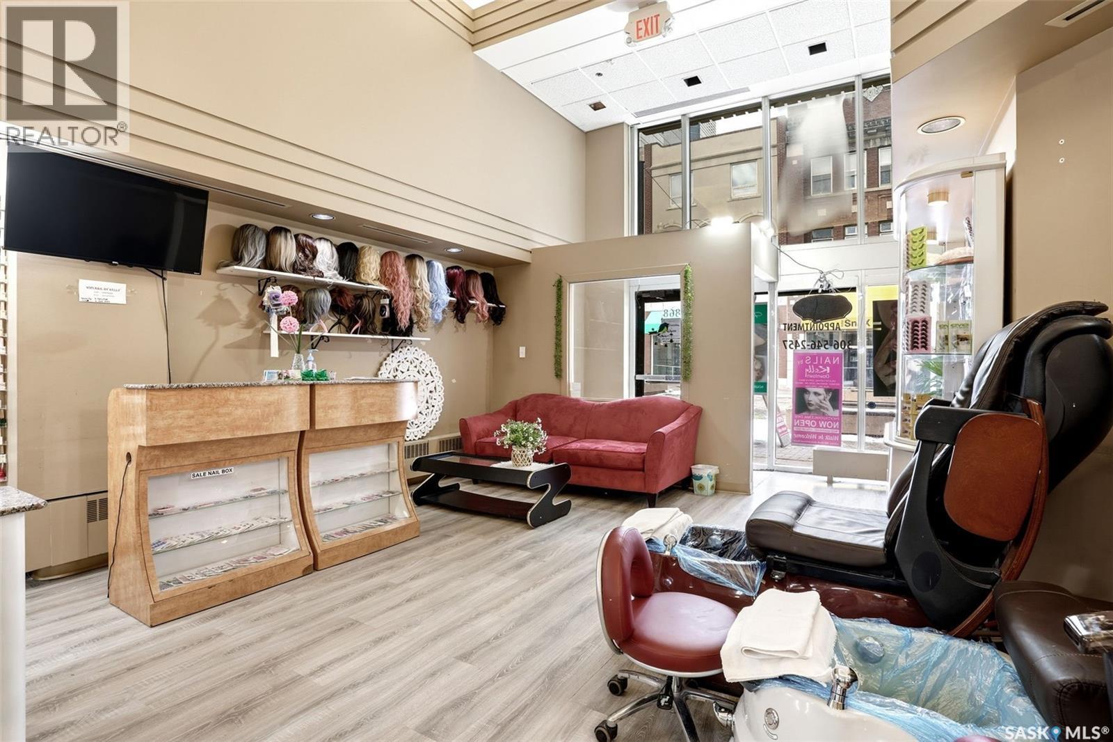 1868 Scarth Street, Regina, Saskatchewan  S4P 2G3 - Photo 4 - SK034345