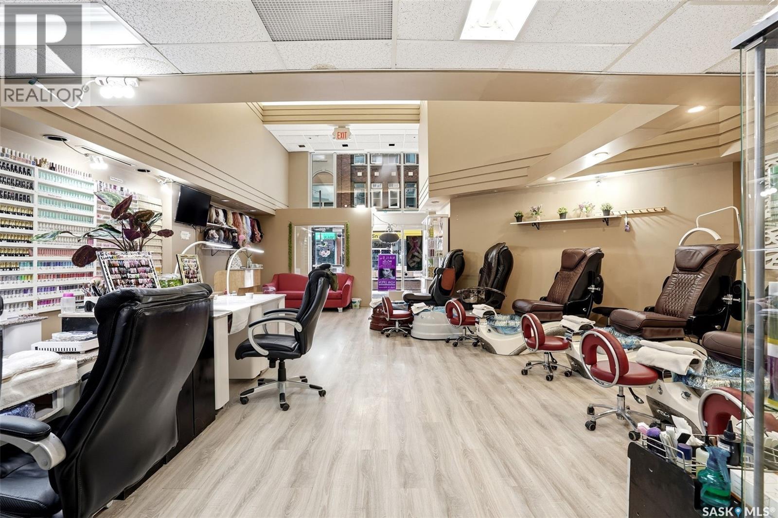 1868 Scarth Street, Regina, Saskatchewan  S4P 2G3 - Photo 11 - SK034345