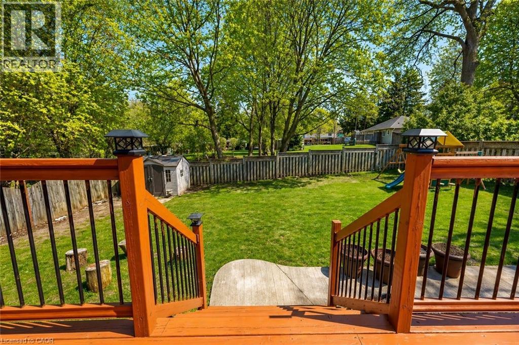 92 Braeside Avenue, Waterloo, Ontario  N2J 2C6 - Photo 38 - 40823782