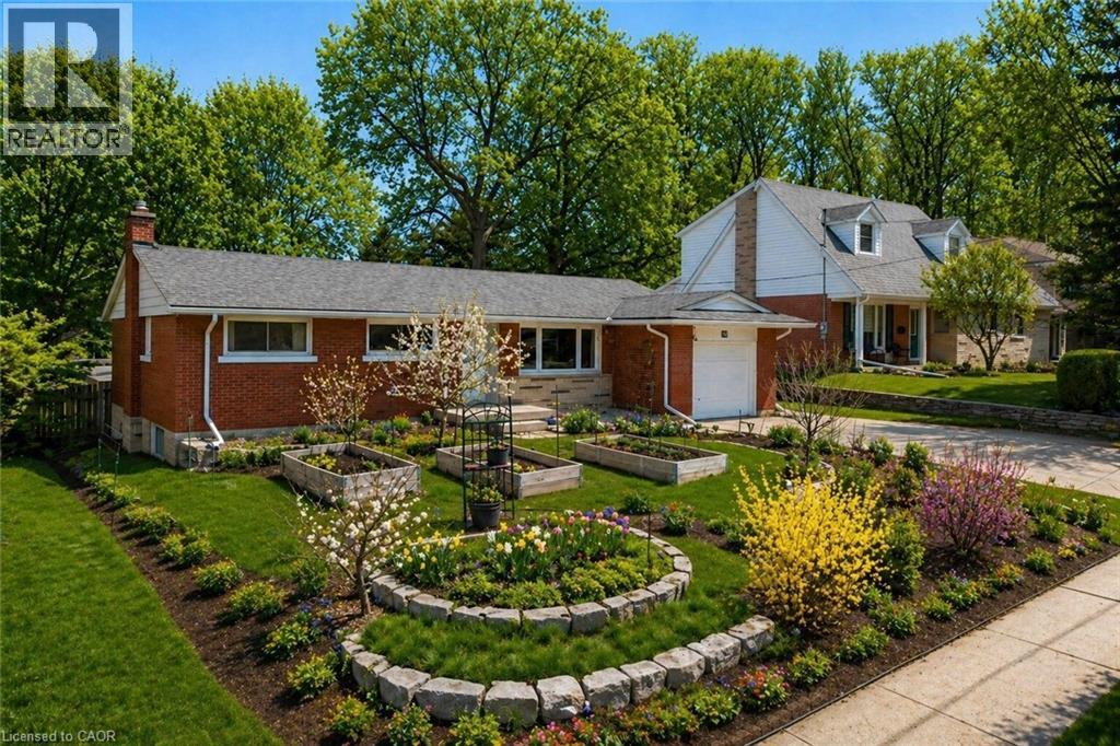 92 Braeside Avenue, Waterloo, Ontario  N2J 2C6 - Photo 2 - 40823782