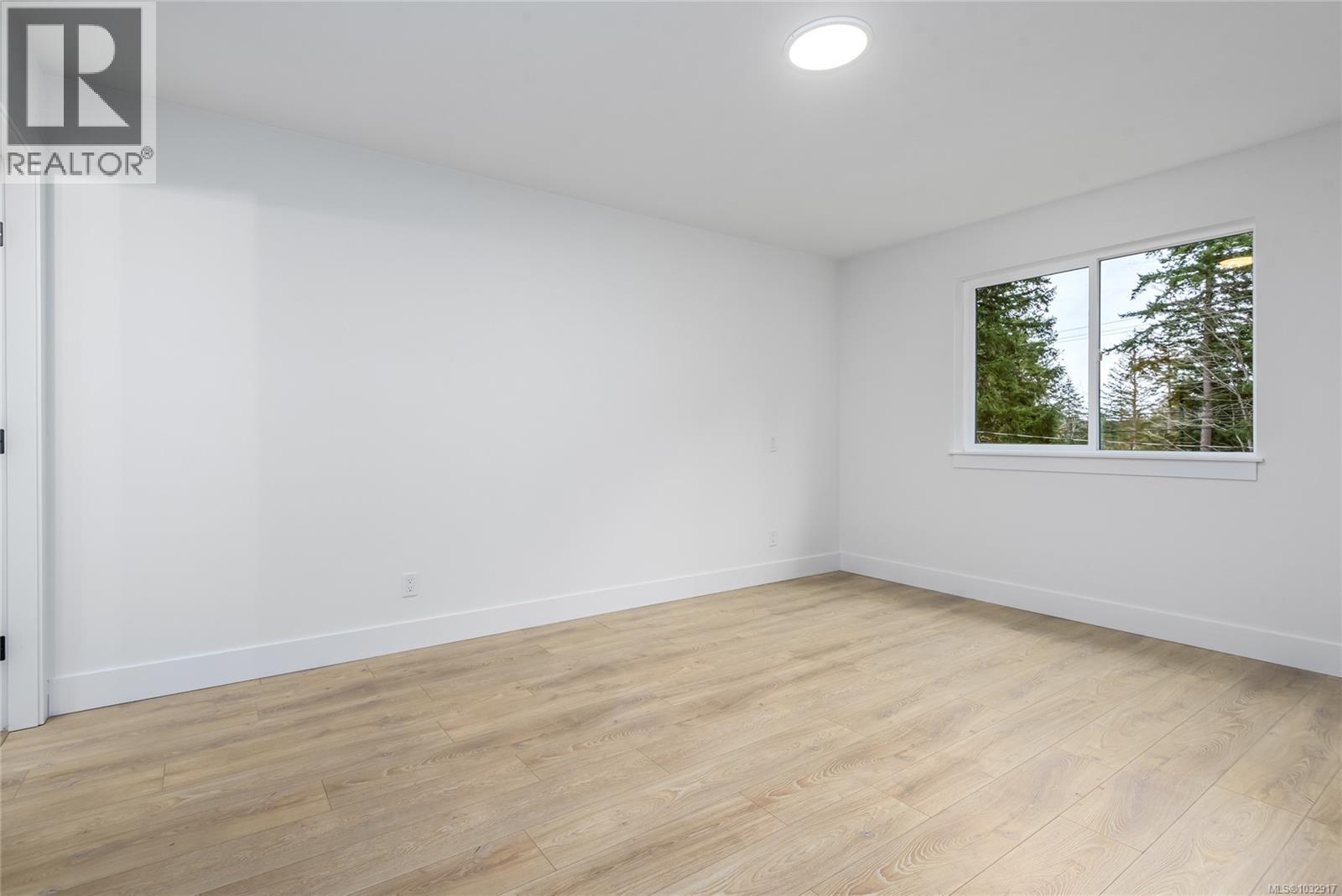 A 1044 Lazo Rd, Comox, British Columbia  V9M 3W9 - Photo 37 - 1032917