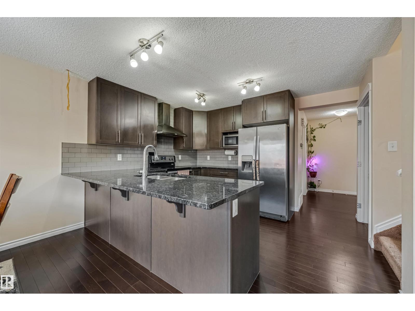 2314 22 Av Nw, Edmonton, Alberta  T6T 0Y4 - Photo 8 - E4484721