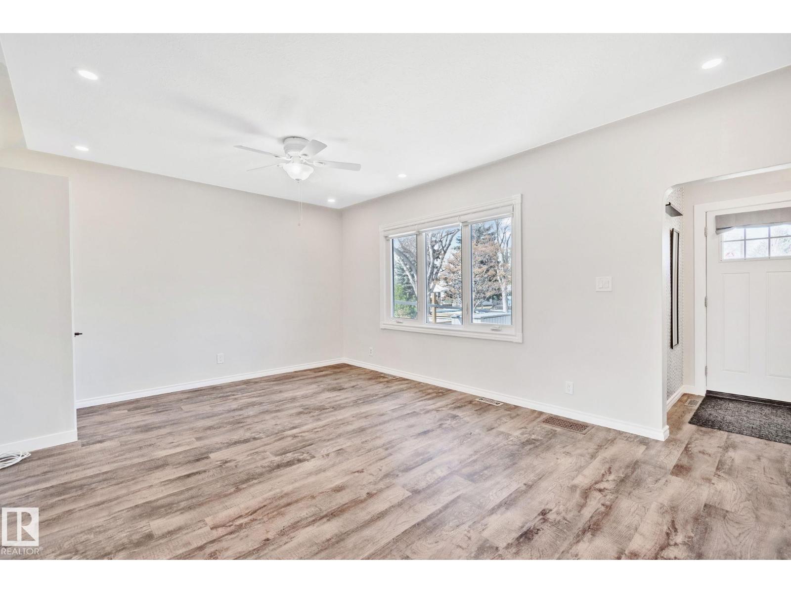 13635 108 Av Nw, Edmonton, Alberta  T5M 2C7 - Photo 4 - E4484725