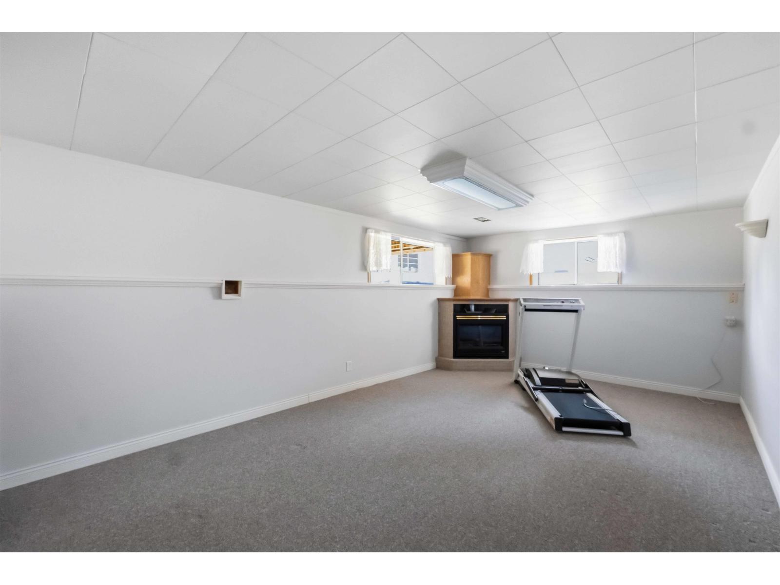 31806 Carlsrue Avenue, Abbotsford, British Columbia  V2T 2J5 - Photo 8 - R3115862