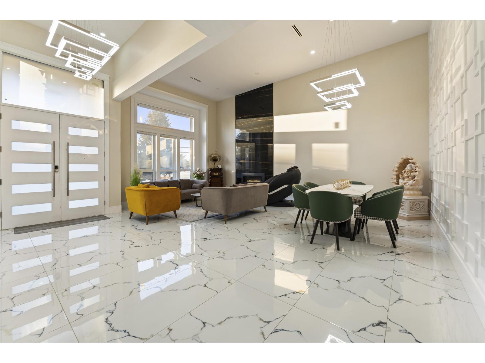 8020 114 Street, Delta, British Columbia  V4C 5H6 - Photo 3 - R3117040