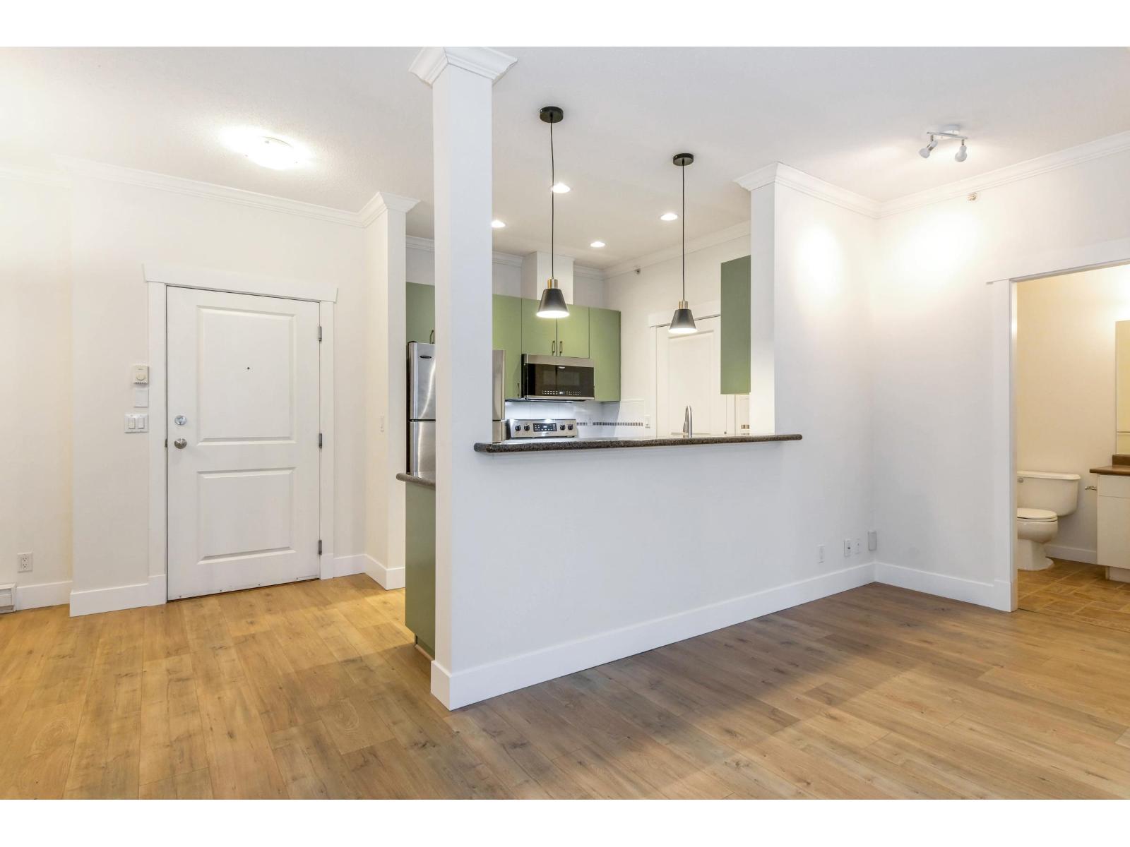 411 33255 Old Yale Road, Abbotsford, British Columbia  V2S 8R2 - Photo 5 - R3116922