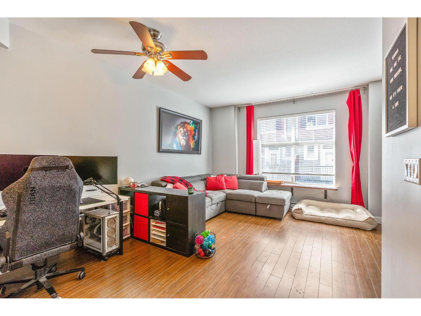 19 18211 70 Avenue, Surrey, British Columbia  V3S 8K9 - Photo 3 - R3117056