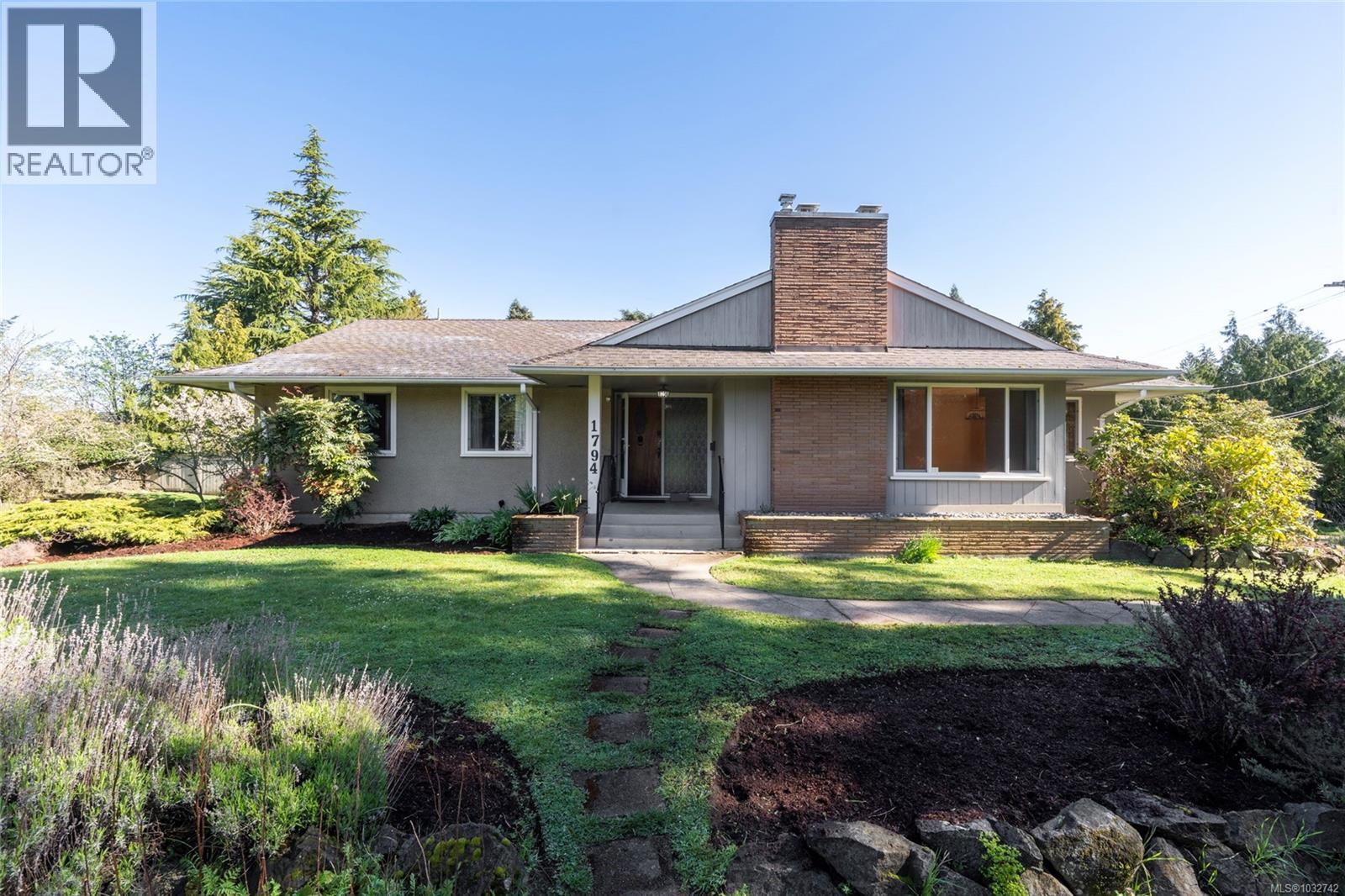 1794 Barrie Rd, Saanich, British Columbia  V8N 2W7 - Photo 36 - 1032742