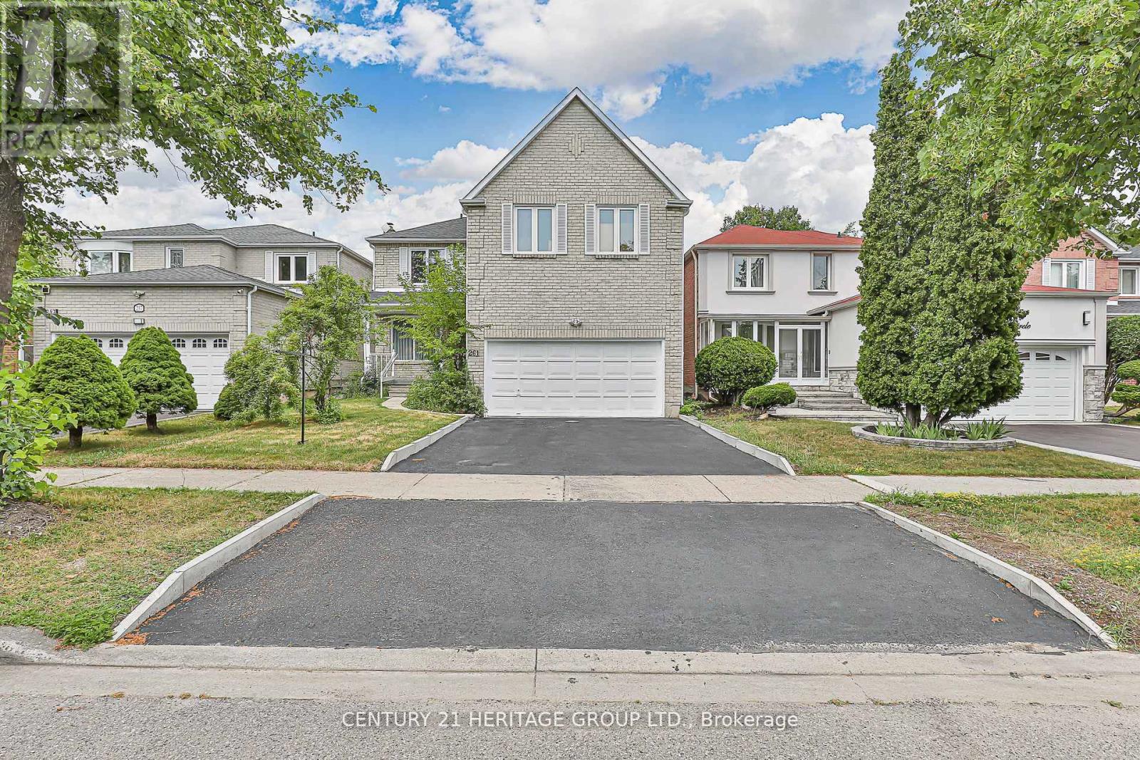261 BADESSA CIRCLE, Vaughan, Ontario