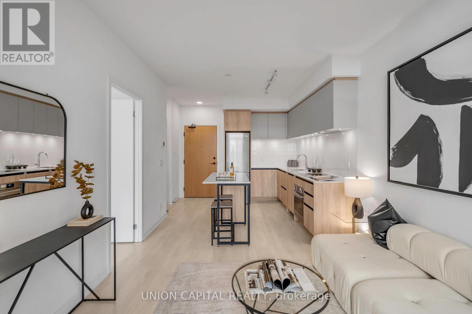 A611 - 7950 Bathurst Street, Vaughan (Beverley Glen), Ontario  L4J 0B8 - Photo 2 - N13060400