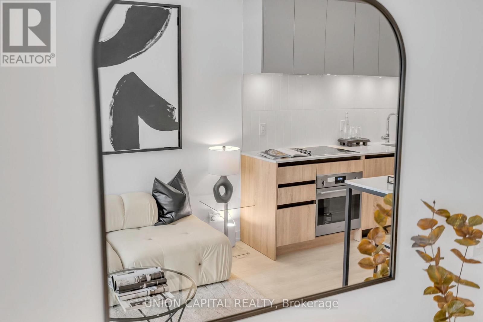 A611 - 7950 Bathurst Street, Vaughan (Beverley Glen), Ontario  L4J 0B8 - Photo 3 - N13060400