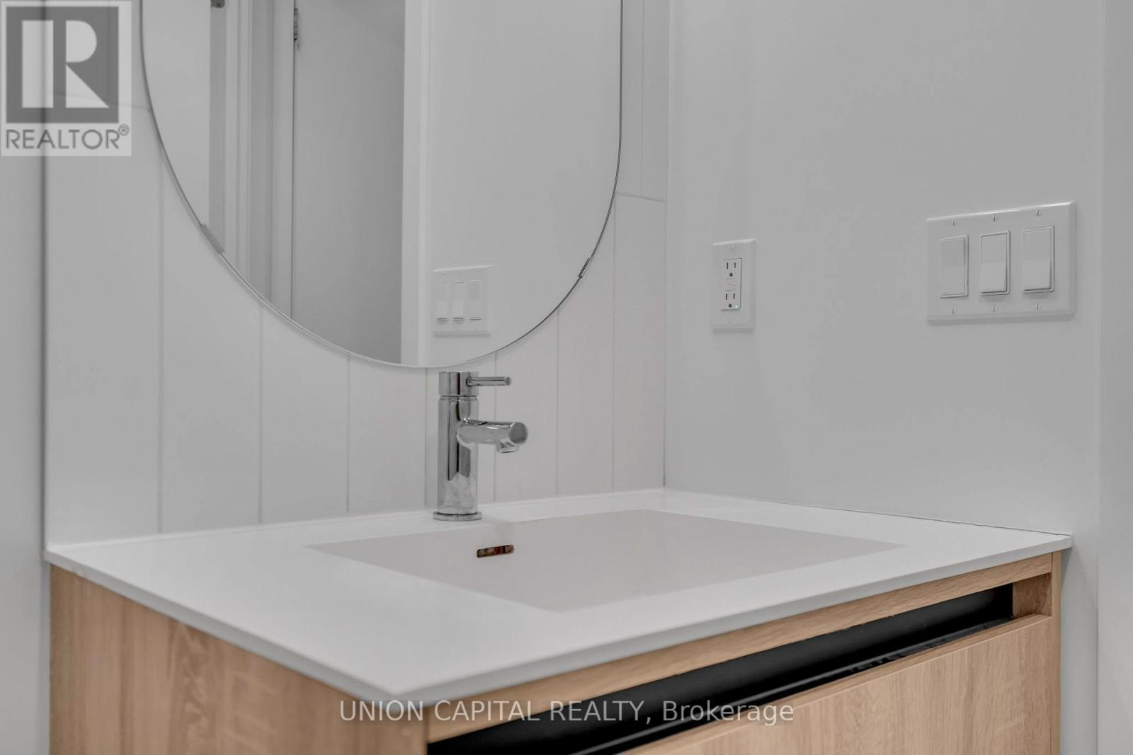 A611 - 7950 Bathurst Street, Vaughan (Beverley Glen), Ontario  L4J 0B8 - Photo 7 - N13060400