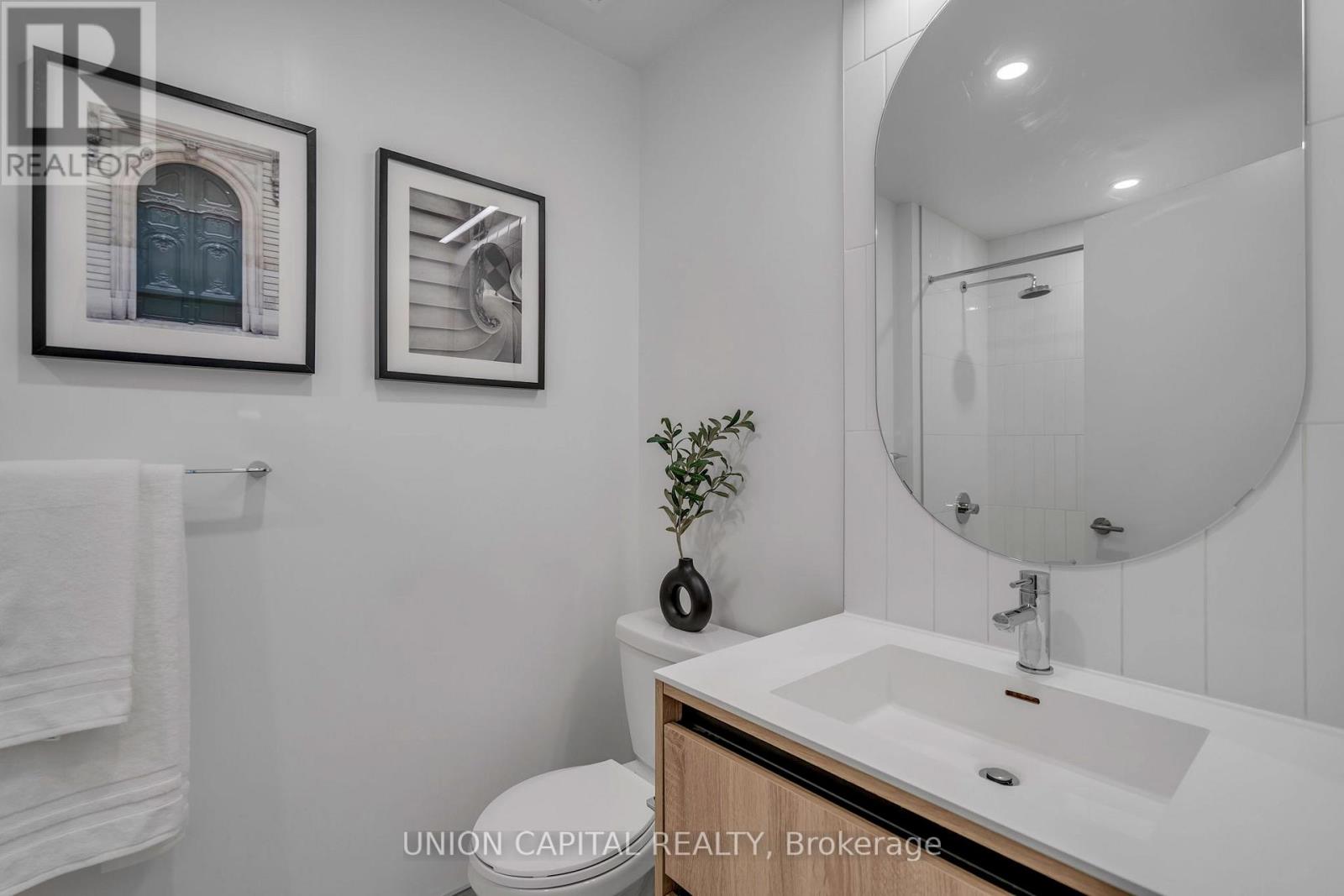 A611 - 7950 Bathurst Street, Vaughan (Beverley Glen), Ontario  L4J 0B8 - Photo 8 - N13060400