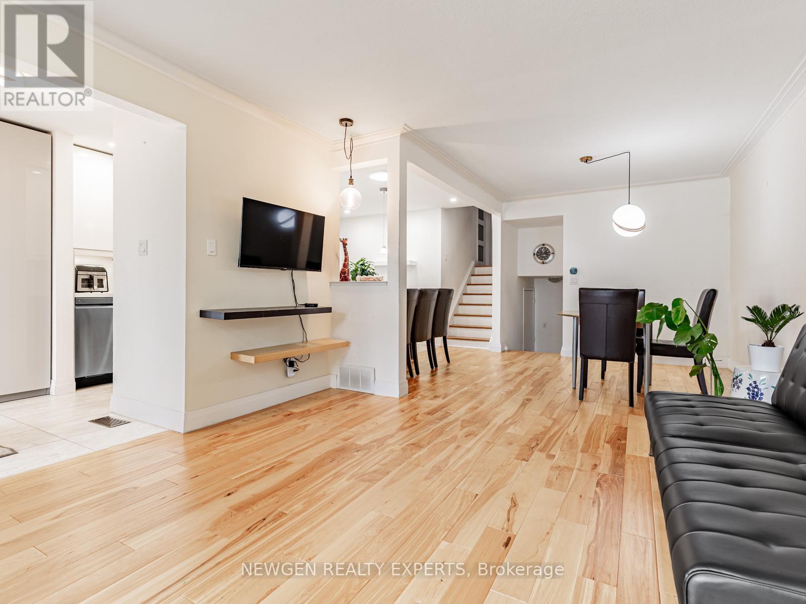 80 Sherwood Forest Drive, Markham, Ontario  L3P 1R1 - Photo 10 - N13060402