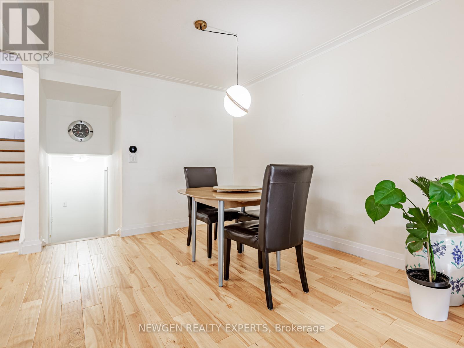 80 Sherwood Forest Drive, Markham, Ontario  L3P 1R1 - Photo 11 - N13060402