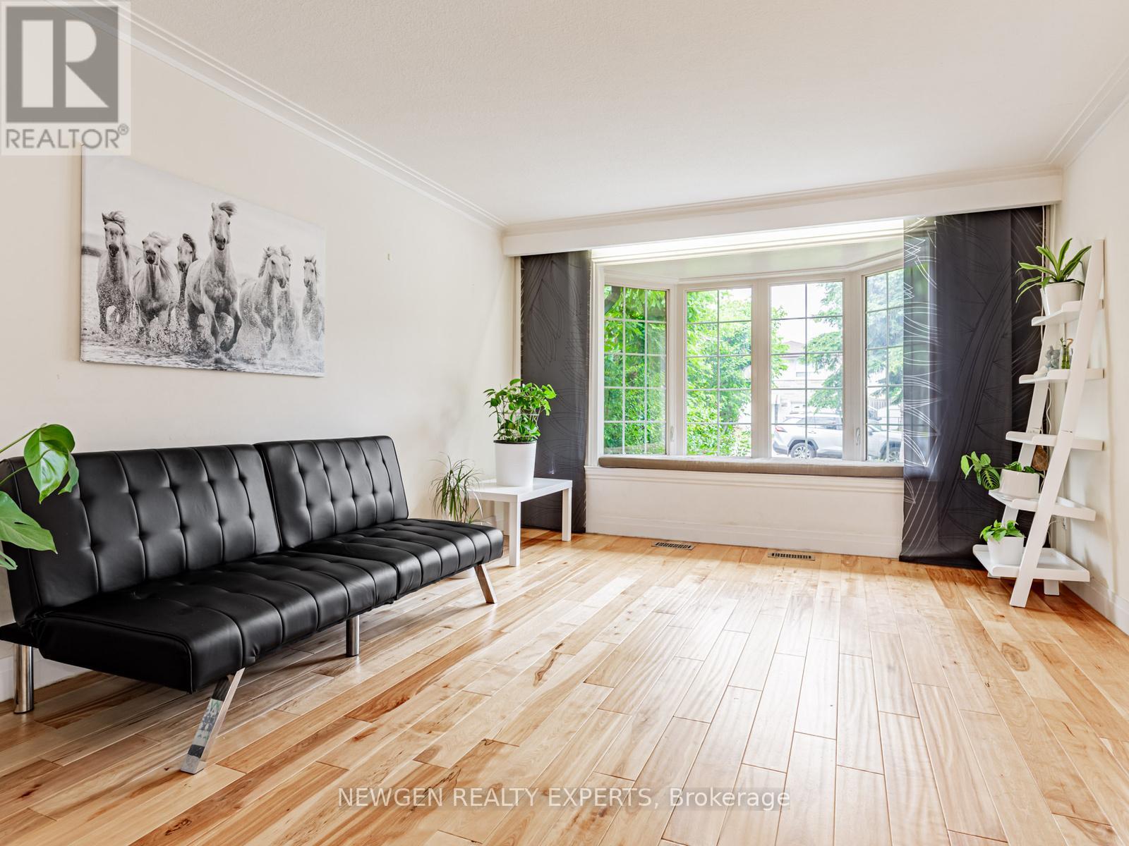 80 Sherwood Forest Drive, Markham, Ontario  L3P 1R1 - Photo 12 - N13060402