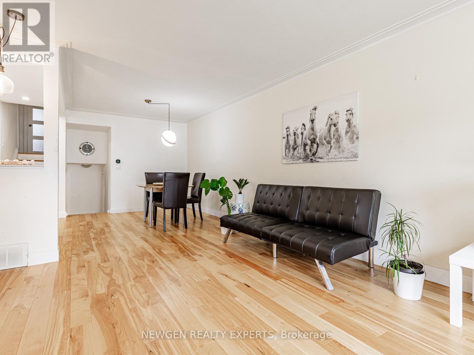 80 Sherwood Forest Drive, Markham, Ontario  L3P 1R1 - Photo 14 - N13060402