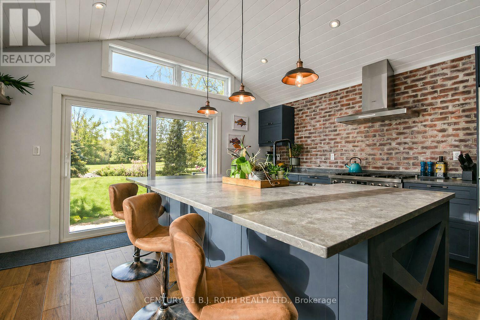 4885 6 Line N, Oro-Medonte, Ontario  L0K 1E0 - Photo 12 - S13060368