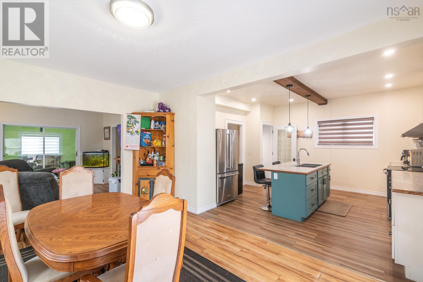 37 Morris Street, Springhill, Nova Scotia  B0M 1X0 - Photo 6 - 202606655