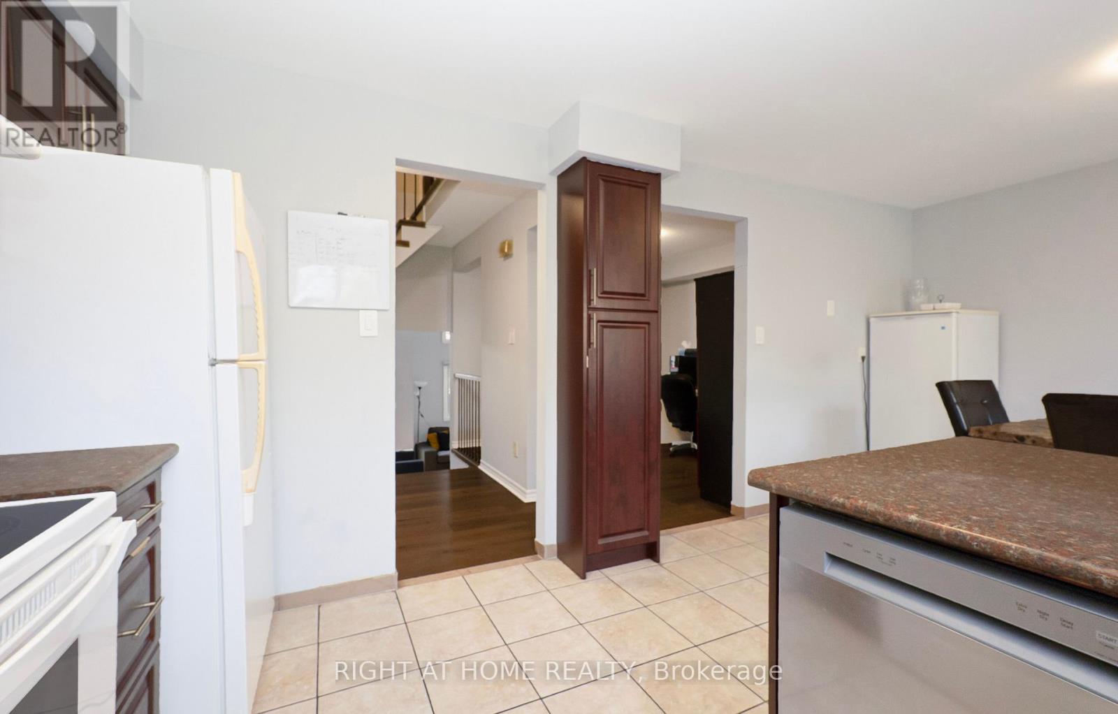 9 - 4165 Fieldgate Drive, Mississauga, Ontario  L4W 2M9 - Photo 17 - W13060390