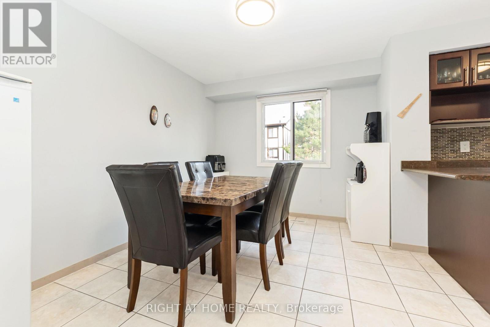 9 - 4165 Fieldgate Drive, Mississauga, Ontario  L4W 2M9 - Photo 24 - W13060390