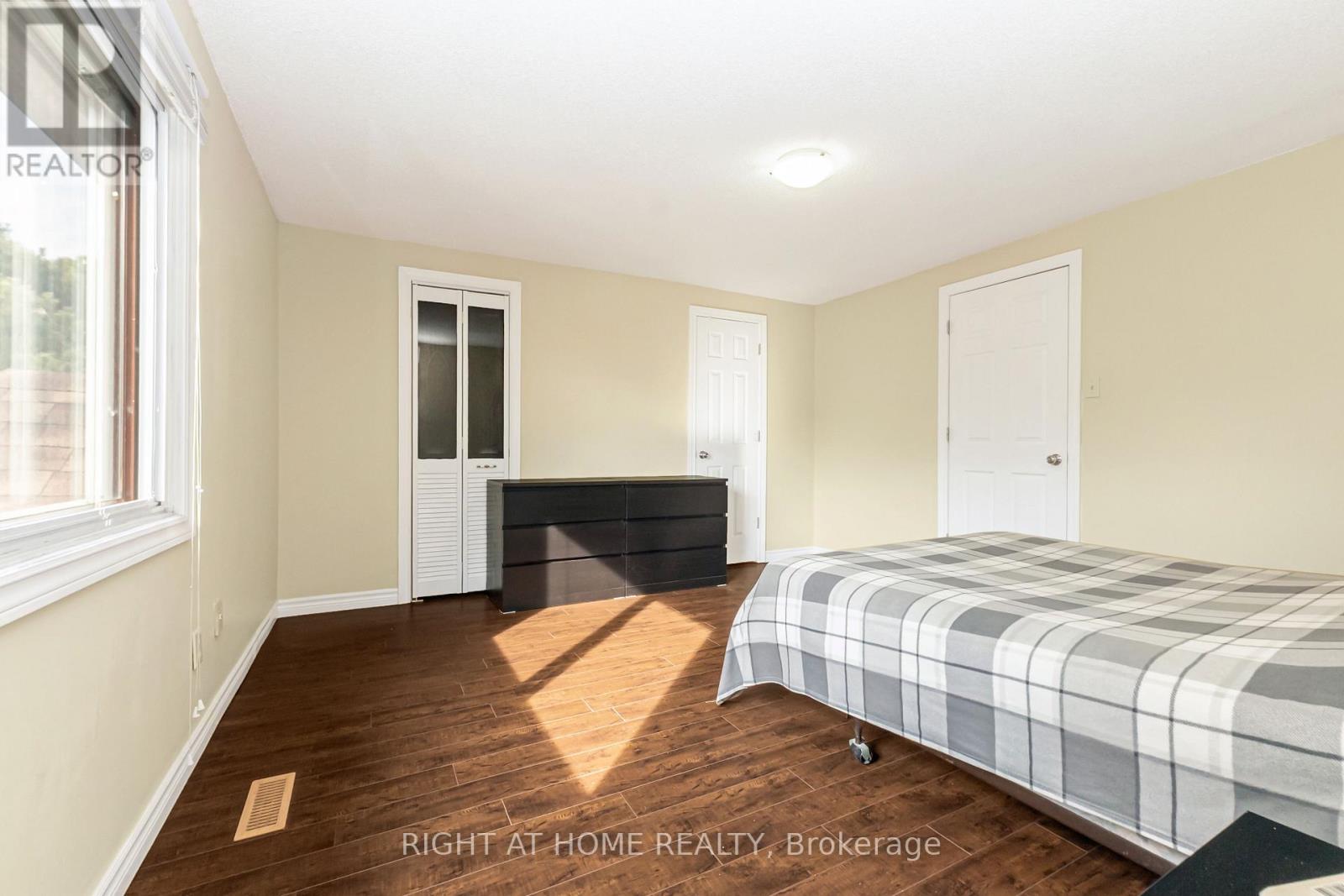 9 - 4165 Fieldgate Drive, Mississauga, Ontario  L4W 2M9 - Photo 35 - W13060390