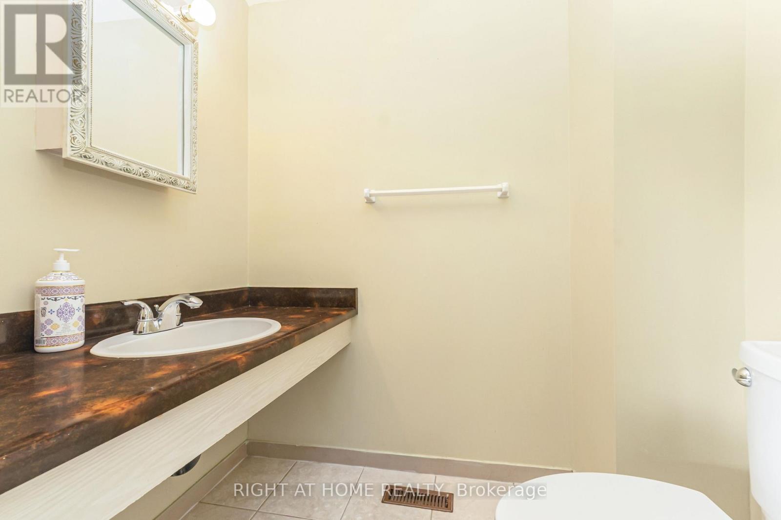 9 - 4165 Fieldgate Drive, Mississauga, Ontario  L4W 2M9 - Photo 37 - W13060390