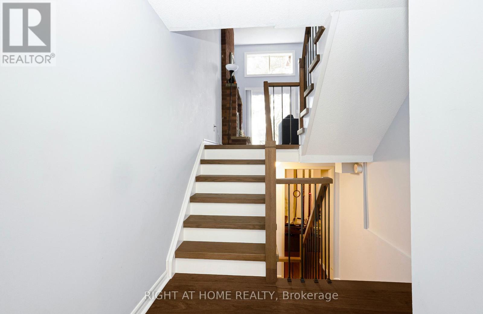 9 - 4165 Fieldgate Drive, Mississauga, Ontario  L4W 2M9 - Photo 9 - W13060390