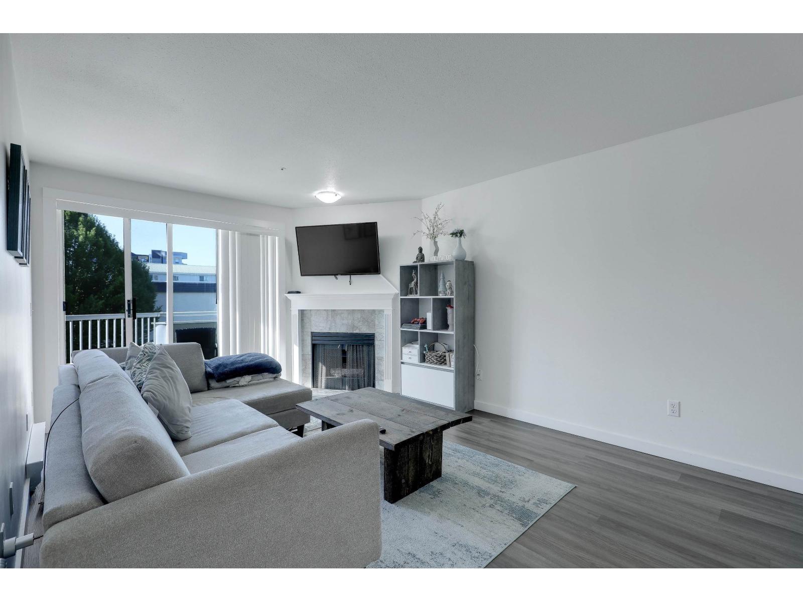 336 32830 GEORGE FERGUSON WAY, Abbotsford, British Columbia