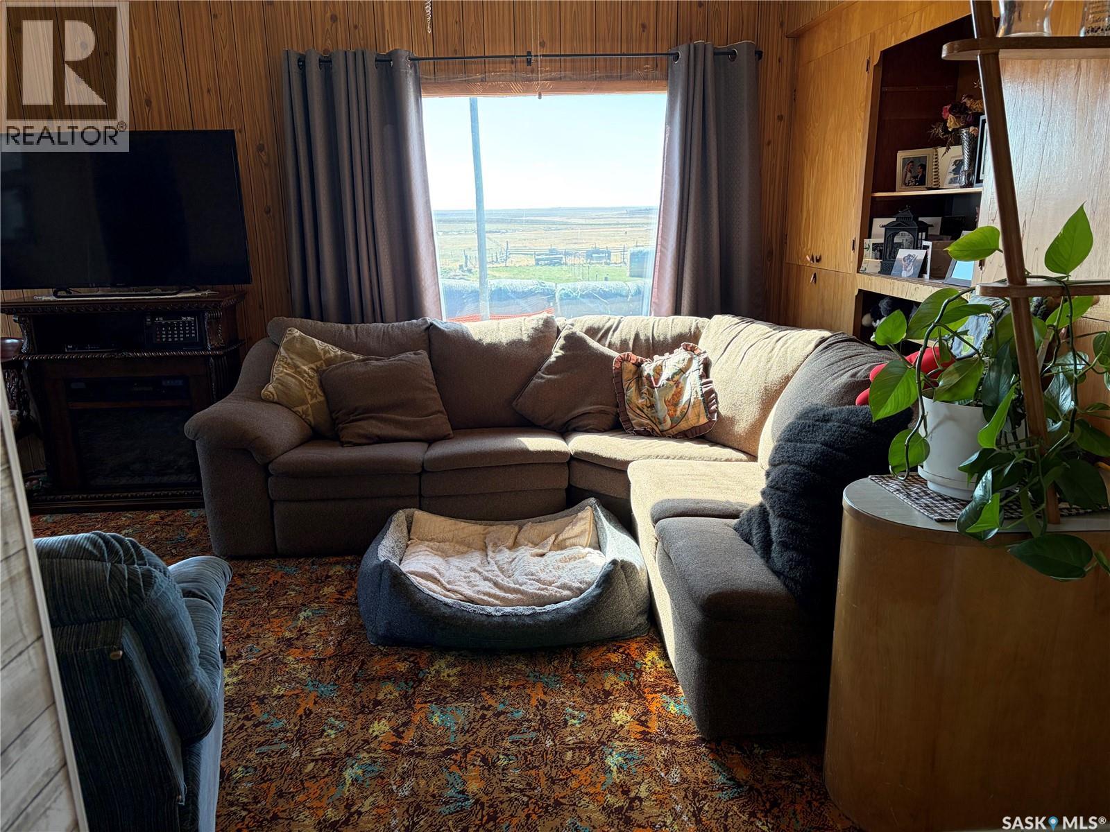 Wallis  Farm, Wise Creek Rm No. 77, Saskatchewan  S0N 2M0 - Photo 18 - SK034318
