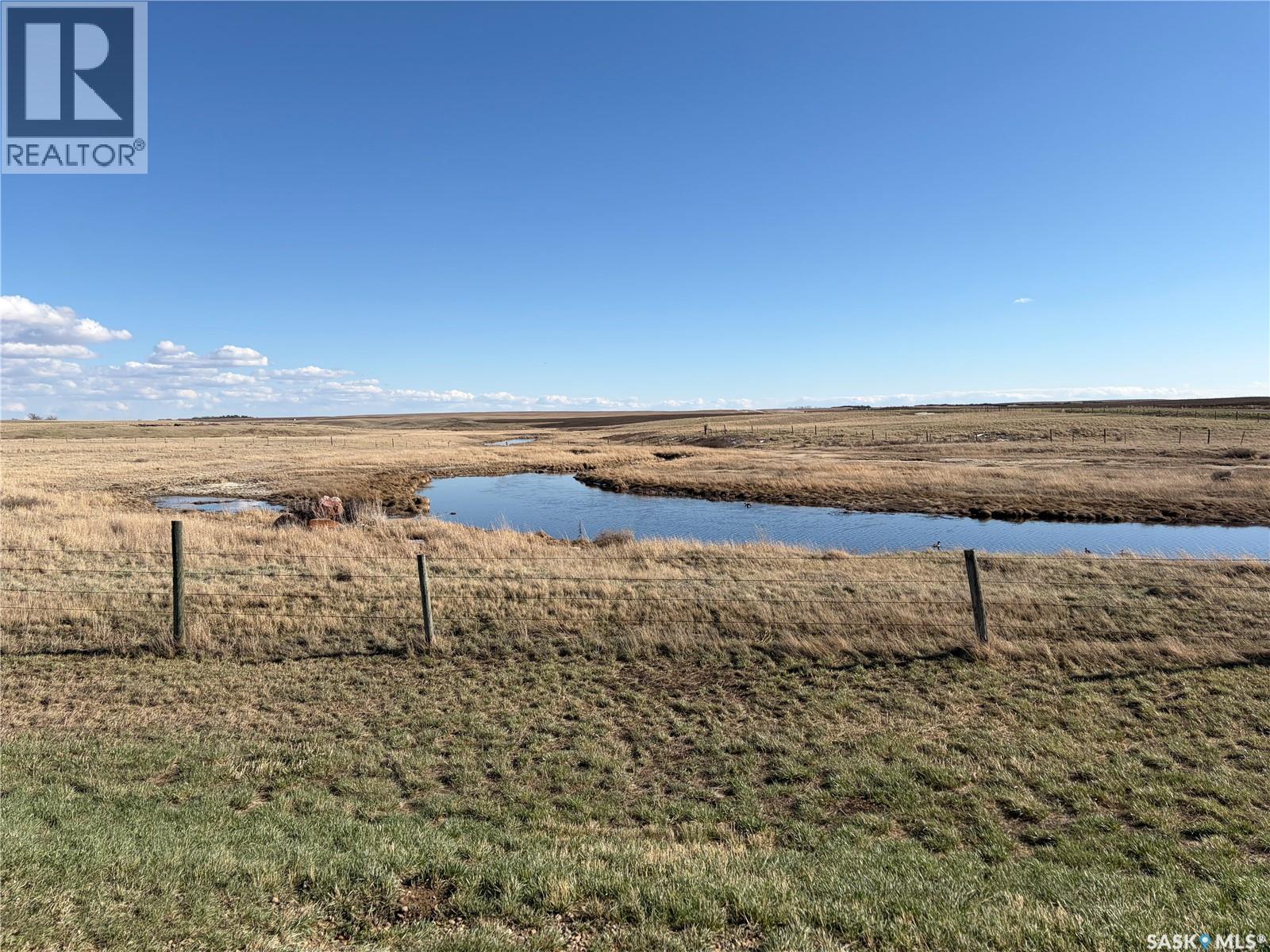 Wallis  Farm, Wise Creek Rm No. 77, Saskatchewan  S0N 2M0 - Photo 2 - SK034318