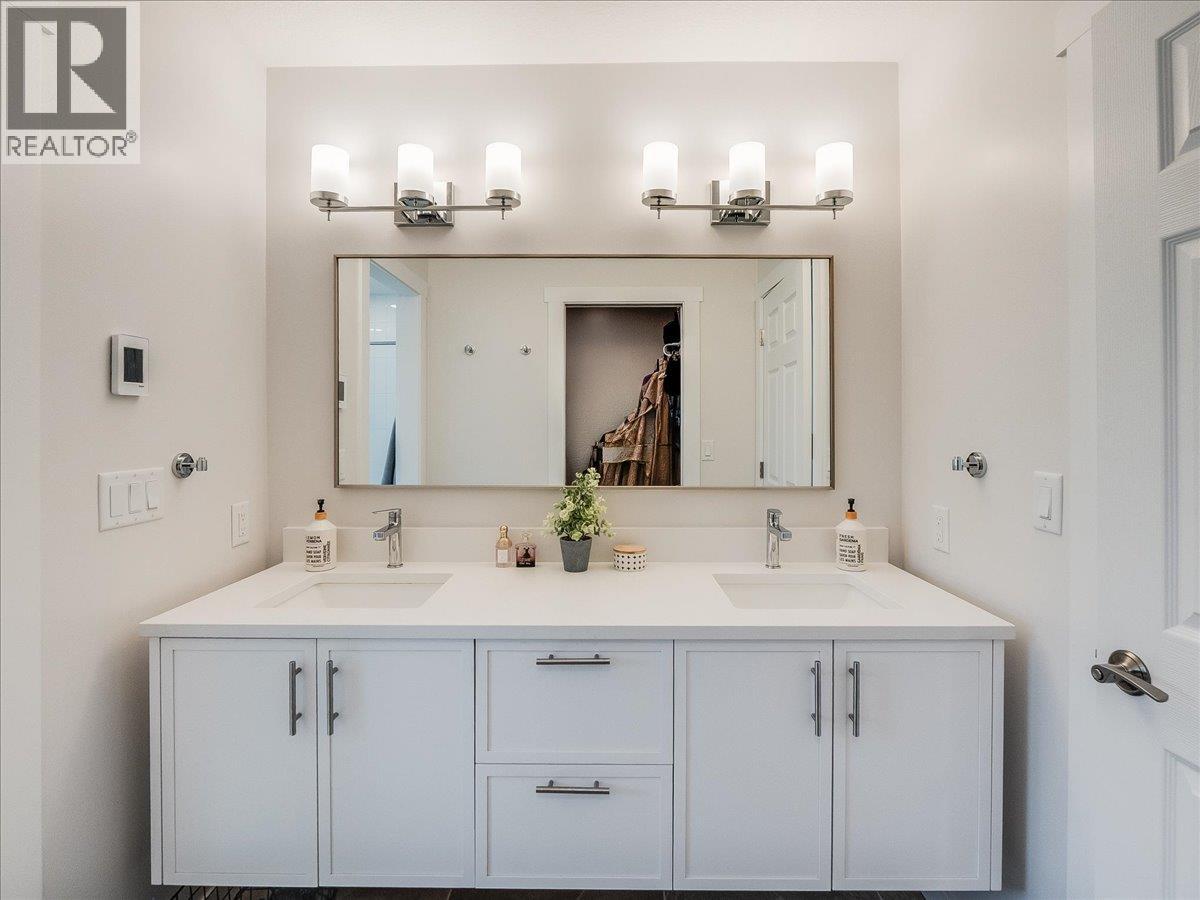 3312 Southridge Drive, Castlegar, British Columbia  V1N 4G1 - Photo 42 - 10385224