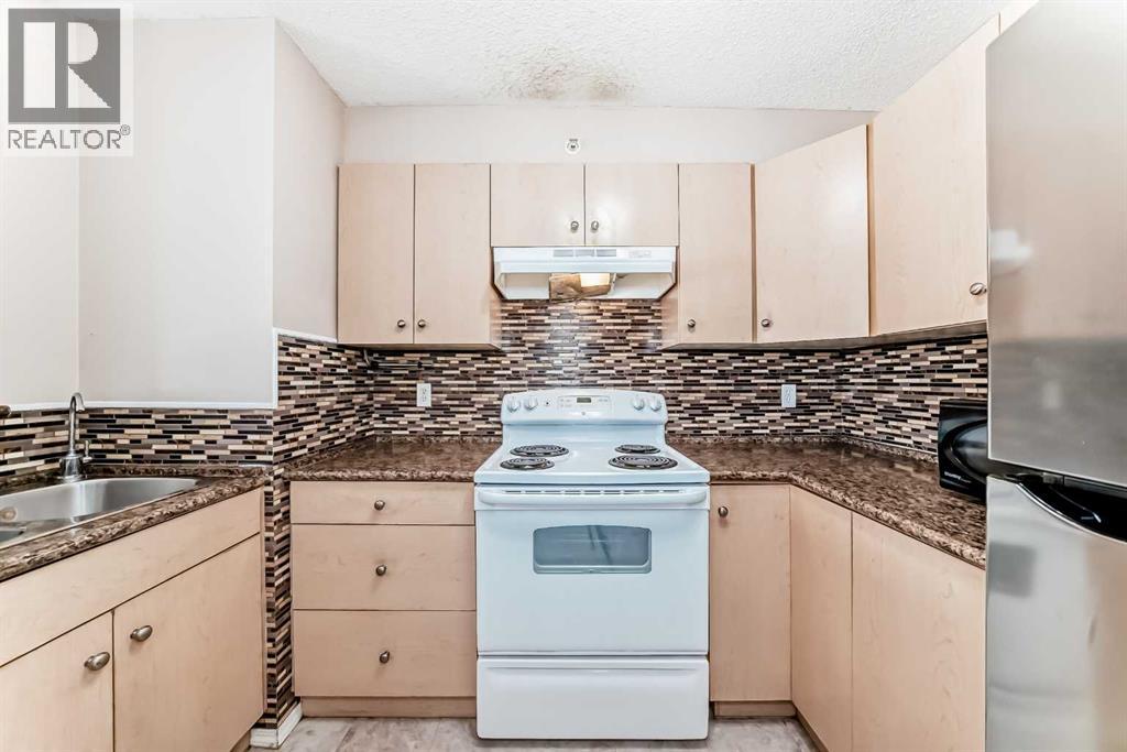 2408, 8 Bridlecrest Drive SW, Calgary, Alberta  T2Y 0H7 - Photo 11 - A2294434