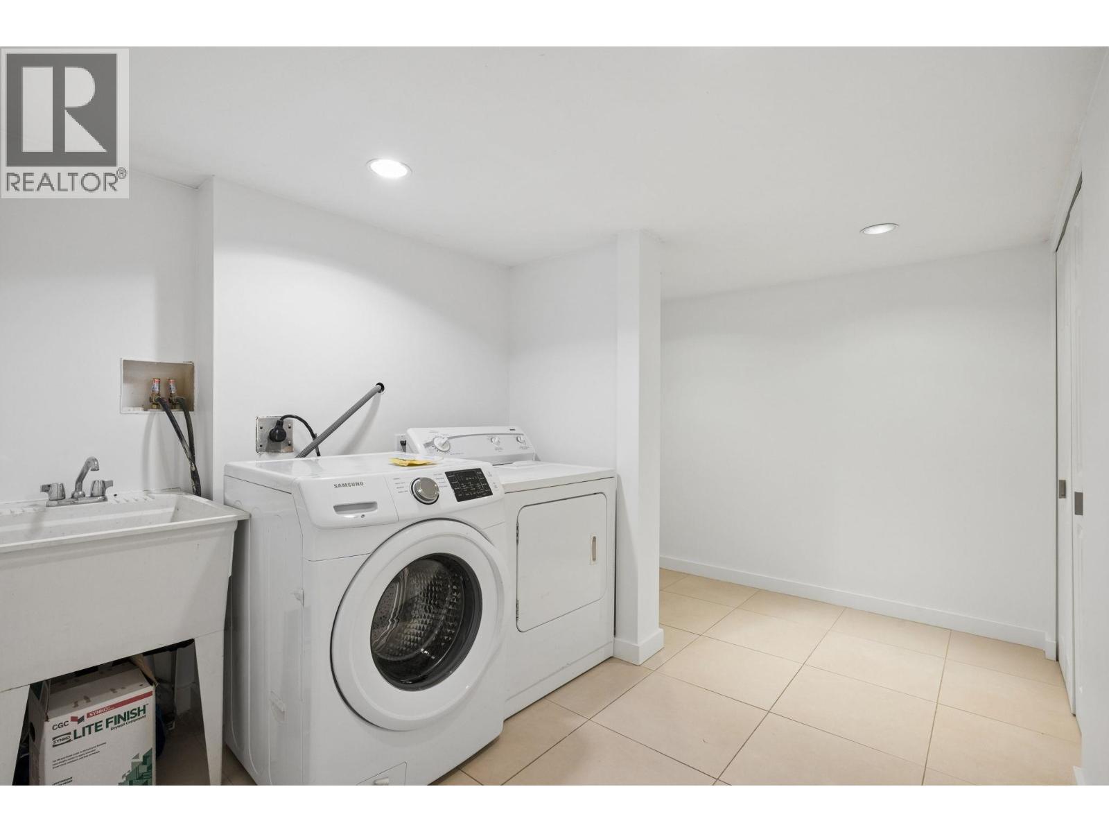 7621 Elliott Street, Vancouver, British Columbia  V5S 2N8 - Photo 29 - R3117565