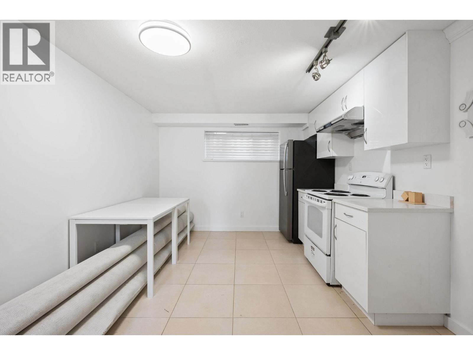 7621 Elliott Street, Vancouver, British Columbia  V5S 2N8 - Photo 31 - R3117565