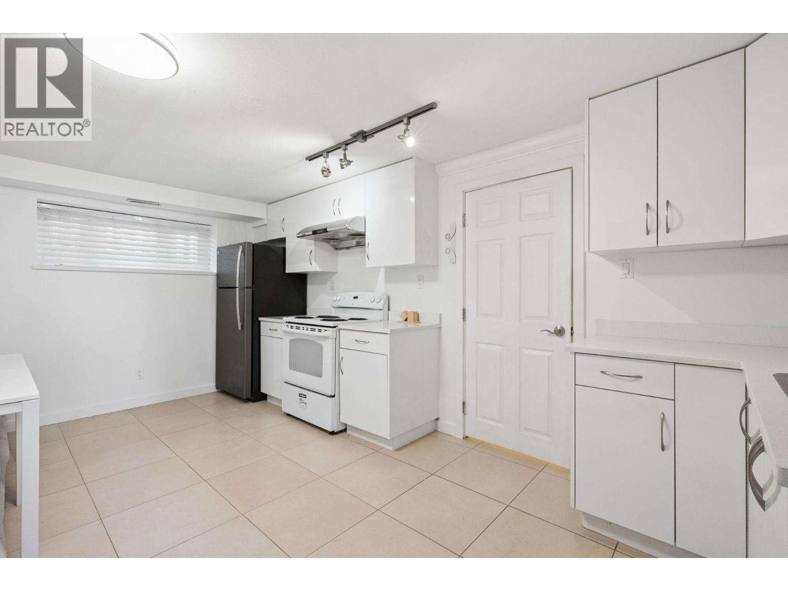 7621 Elliott Street, Vancouver, British Columbia  V5S 2N8 - Photo 30 - R3117565