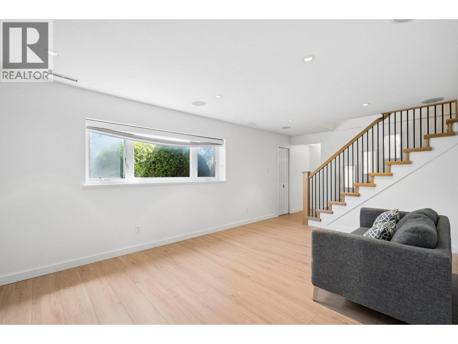 7621 Elliott Street, Vancouver, British Columbia  V5S 2N8 - Photo 21 - R3117565